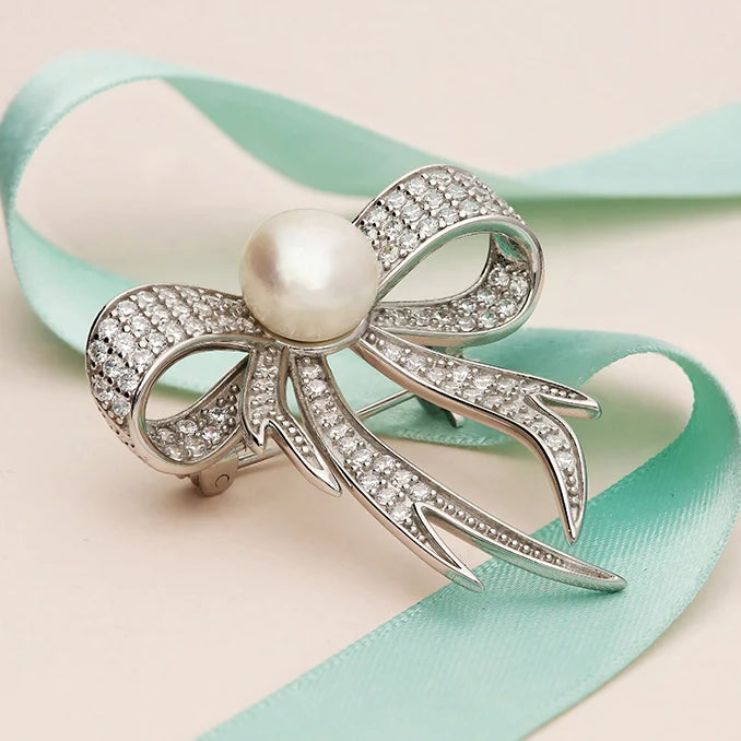The Brooch Edit