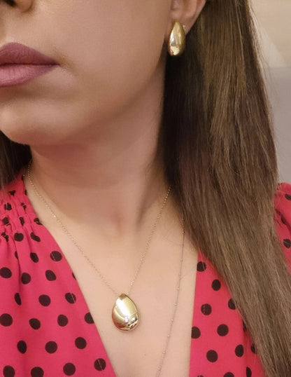 Selina Pear Pendant Necklace